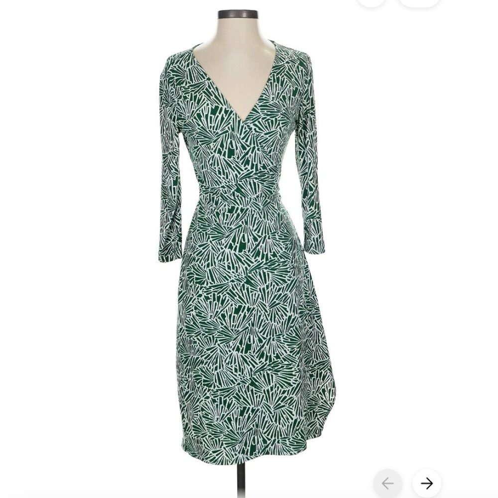 BCBGMAXAZRIA Womens Dress Size S Green White Wrap Sheath Knee Length 3/4 Sleeve